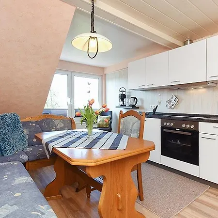 Apartment Ferienwohungen Oll School *