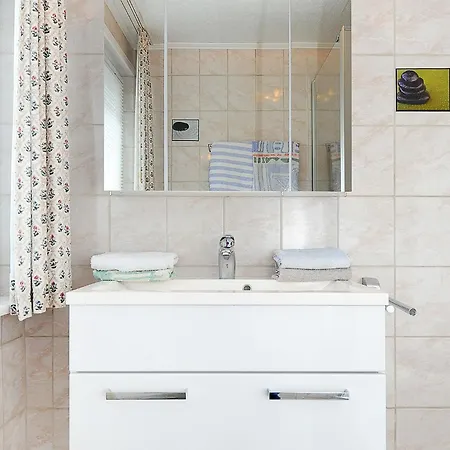 Apartment Ferienwohungen Oll School