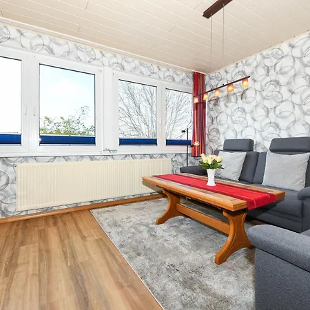 Apartment Ferienwohungen Oll School