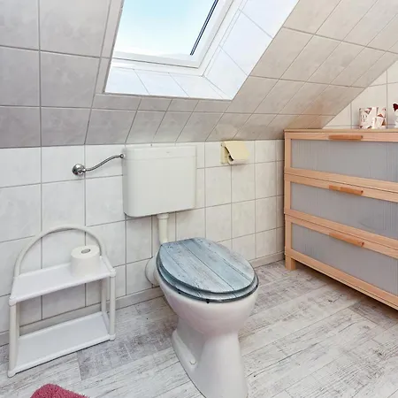 Apartment Ferienwohungen Oll School