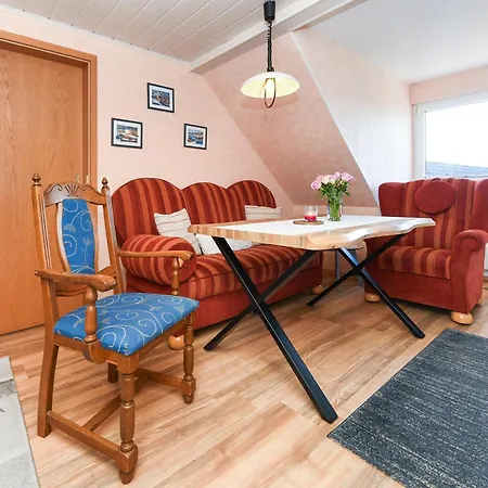Ferienwohungen Oll School Apartment