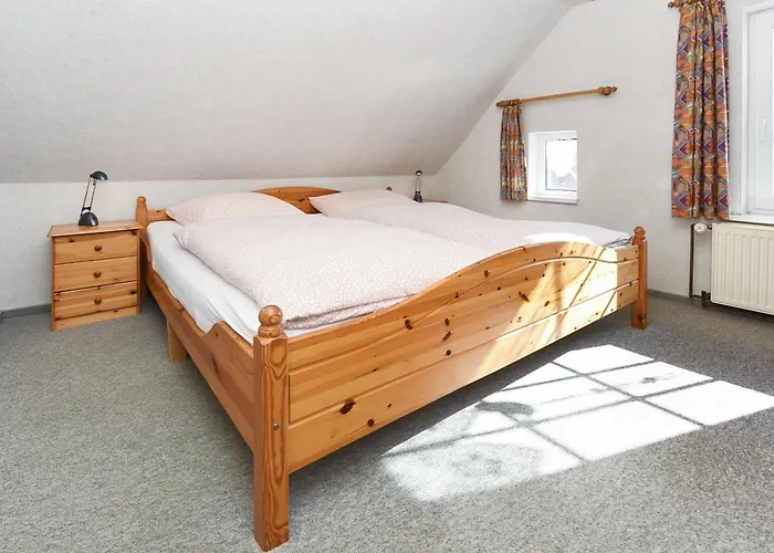 Ferienwohungen Oll School Neuharlingersiel